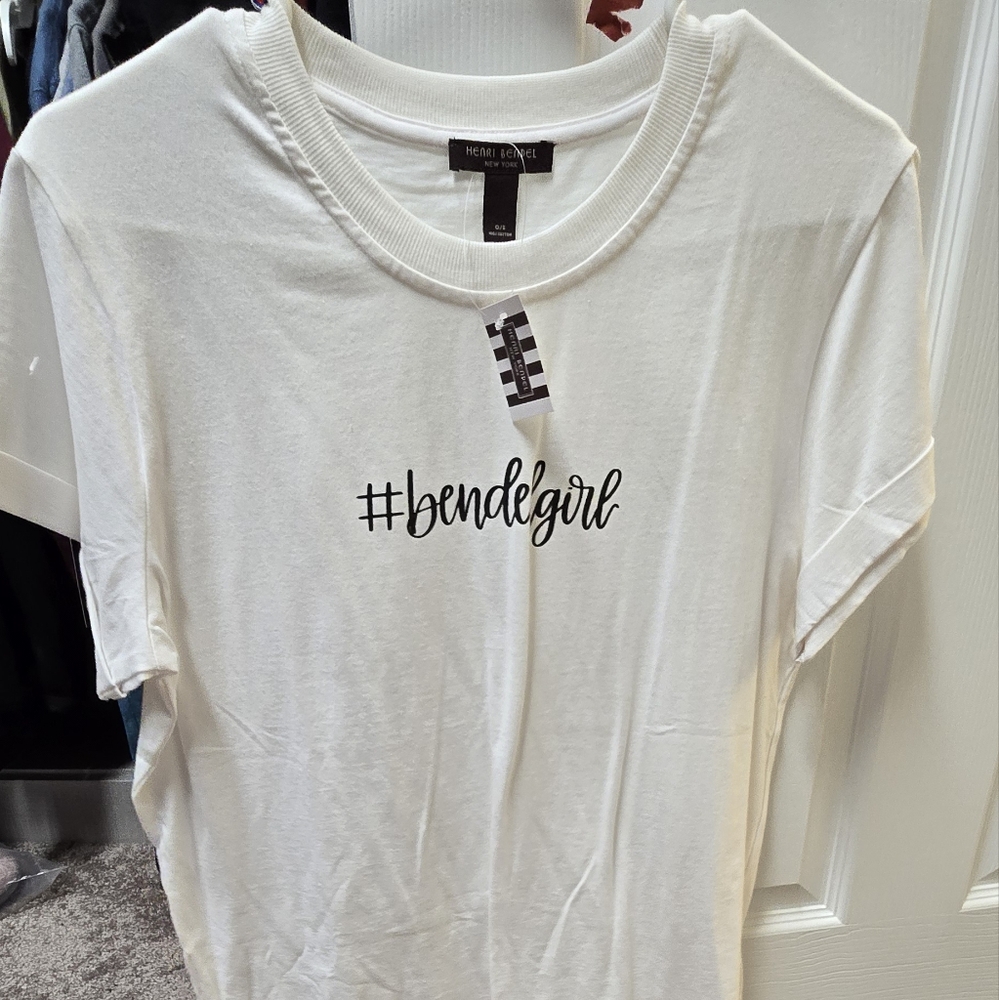 Henri bendel tshirt